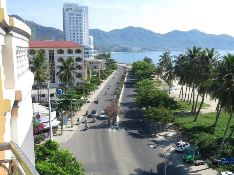 Quang Vinh 2 Hotel Nha Trang Buitenkant foto